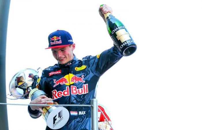 Max Verstappen est sacré champion du monde de F1 pour la quatrième fois !