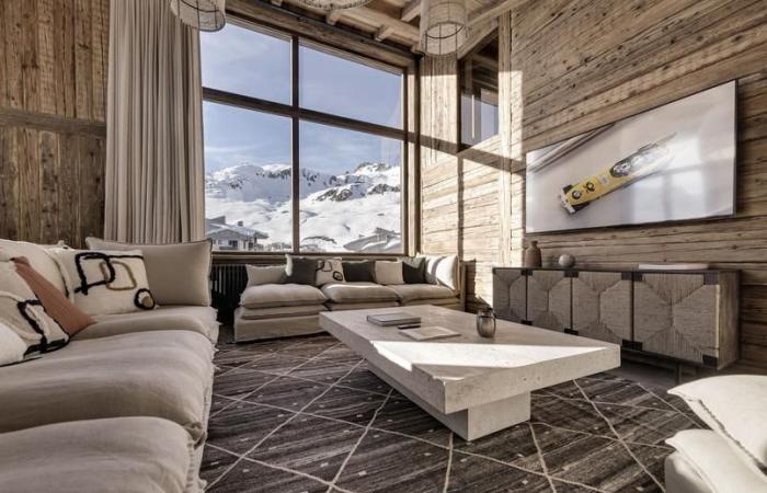 cet appartement à l’ancienne à Tignes prend des allures de chalet de luxe