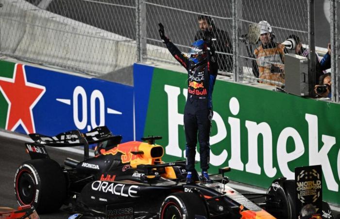 Max Verstappen remporte son quatrième titre mondial de F1