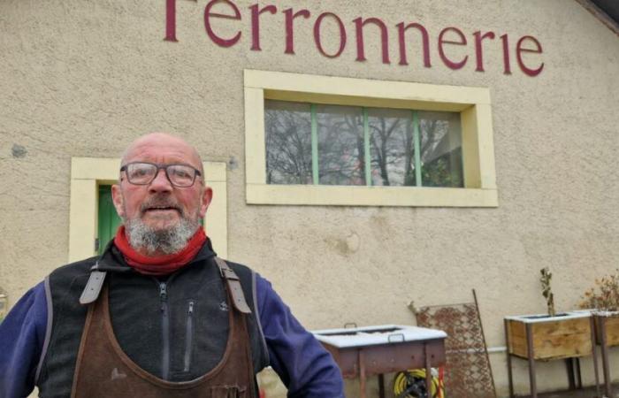 Montperreux. Dans la forge de Denis Poux, l’un des derniers ferronniers de France