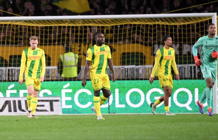 les 3 maux qui accablent les Canaris battus par Le Havre et désormais relégués