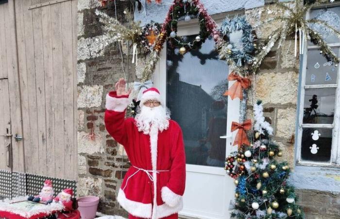 Cet habitant du Mayen a installé 160 Pères Noël sur sa propriété