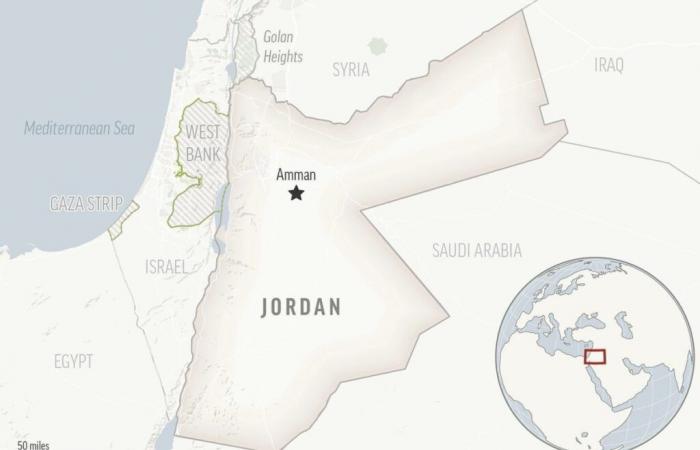 La police tue un homme armé près de l’ambassade israélienne en Jordanie.