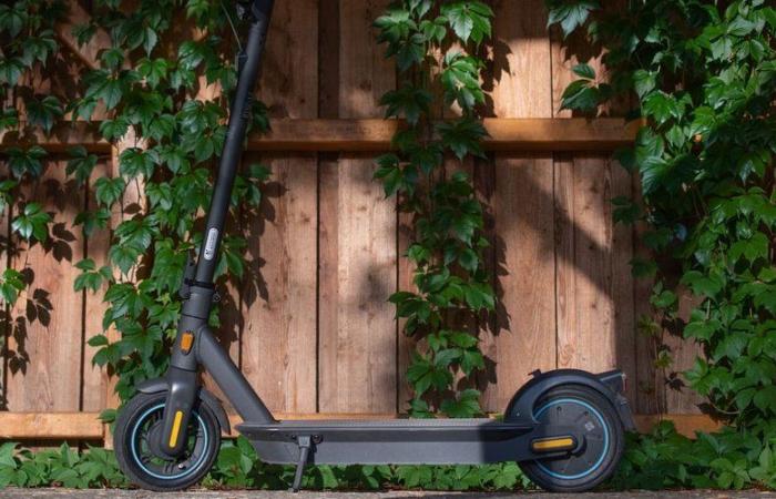 Cette trottinette électrique Flyblade ravit les internautes avec son petit prix ce dimanche