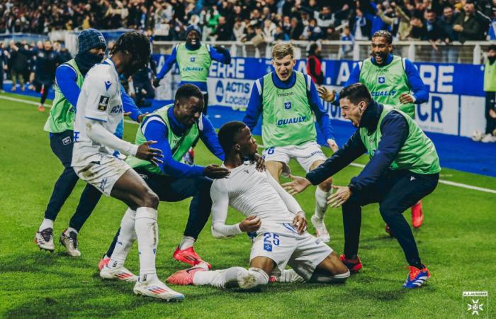 L’AJA arrache la victoire en toute fin de match !