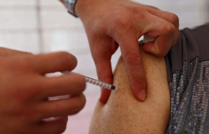 le taux de vaccination contre la grippe et le Covid-19 en baisse chez les personnes à risque