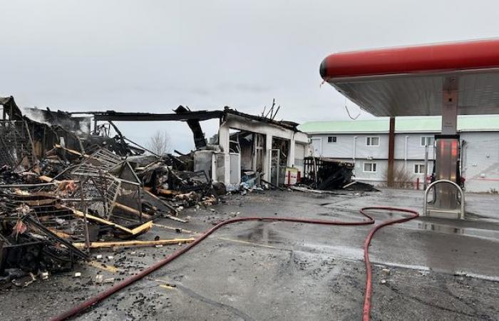 Un incendie détruit le Petro-Canada à Paspébiac