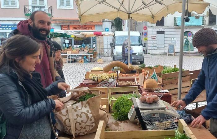 Baisse des marges, hausse des prix des approvisionnements, les producteurs du marché de Foix également impactés par la crise agricole