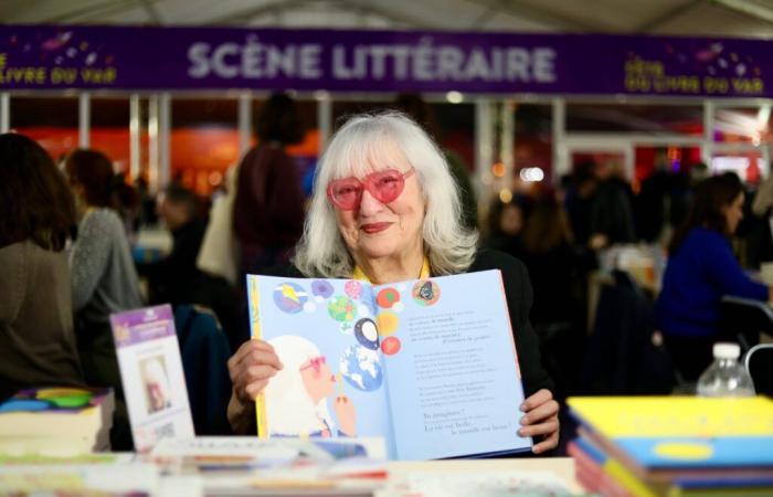 Adoptée à Nice, l’auteure franco-américaine de littérature jeunesse Susie Morgenstern était au Festival du livre du Var, nous l’avons rencontrée