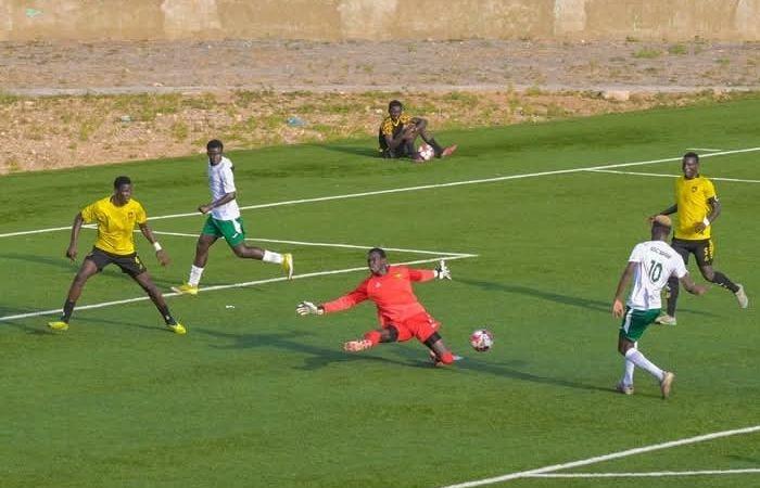 Teungueth FC tenu en échec (1-1) par l’AJEL perd son siège face au Jaraaf, victorieux d’Oslo (4-1), l’US Gorée suit le rythme en poussant Jamono de Fatick (2-0)