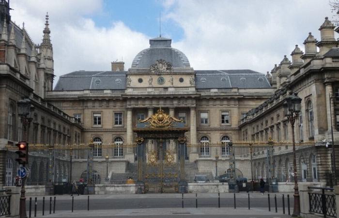 il aurait enlevé, torturé et violé un couple handicapé, un homme devant les assises