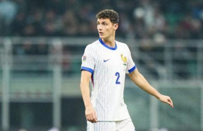 Pavard ouvre la porte à un retour au poste d’arrière droit