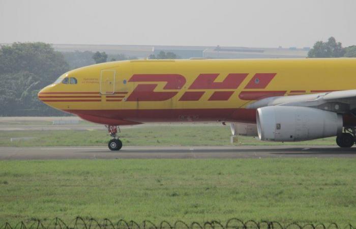 un témoin raconte le crash de l’avion cargo DHL, deux Espagnols étaient à bord, l’un d’eux est mort