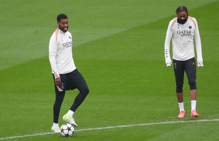 Kimpembe de retour après presque deux ans d’absence des terrains