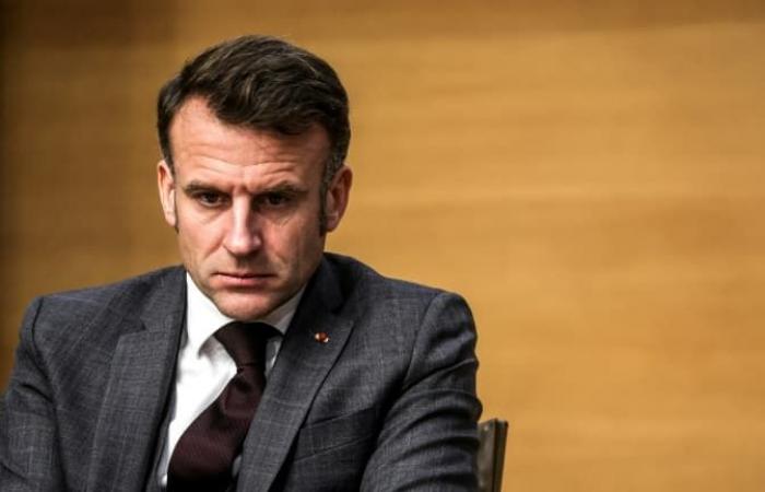 Macron poussé à la démission par LFI et le RN en cas de censure contre Barnier