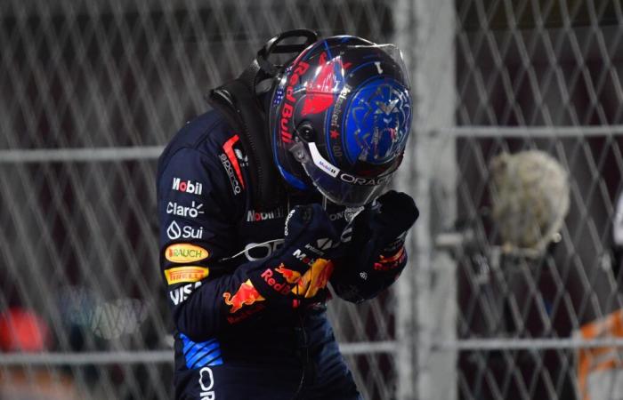 « Je l’aurais gagné plus tôt avec une McLaren ! » – Max Verstappen fait taire les critiques après sa quatrième victoire au titre de F1.