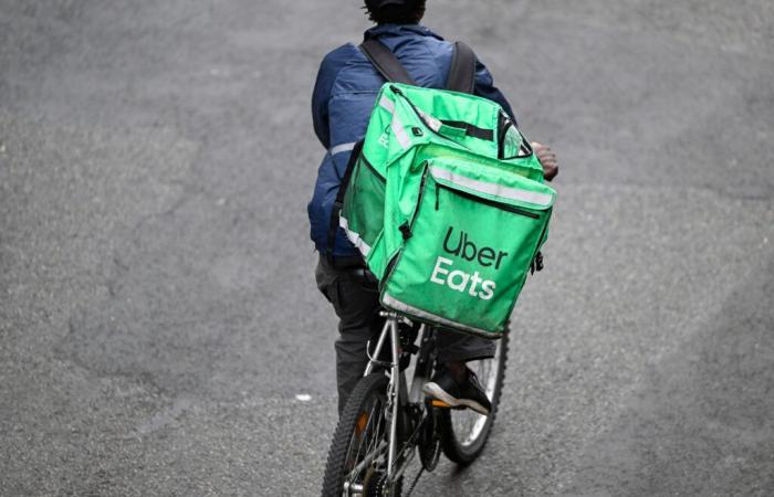 Des repas à moitié prix ? Uber arrête ces intelligents livreurs Robin des Bois !