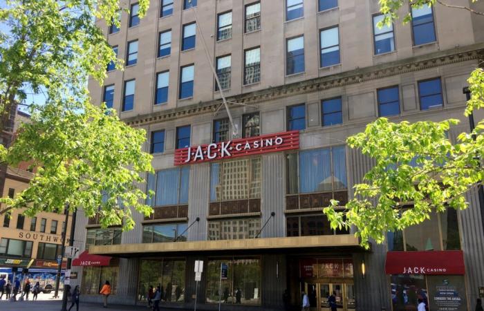 Un ancien croupier de salle de poker accusé d’avoir volé le pot du JACK Cleveland Casino