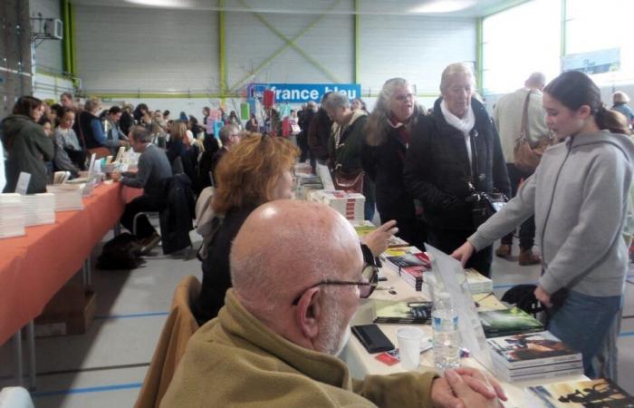 Dans les images. A Elbeuf, nouveau succès pour le cinquième Salon du Livre