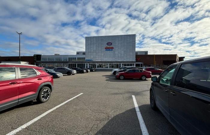 un premier cinéma ferme ses portes