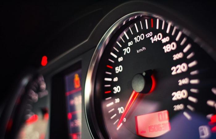 Un automobiliste a flashé à 243 km/h car il voulait « tester sa BMW »