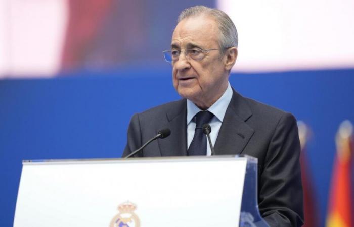 Le journaliste namibien bat Florentino Pérez