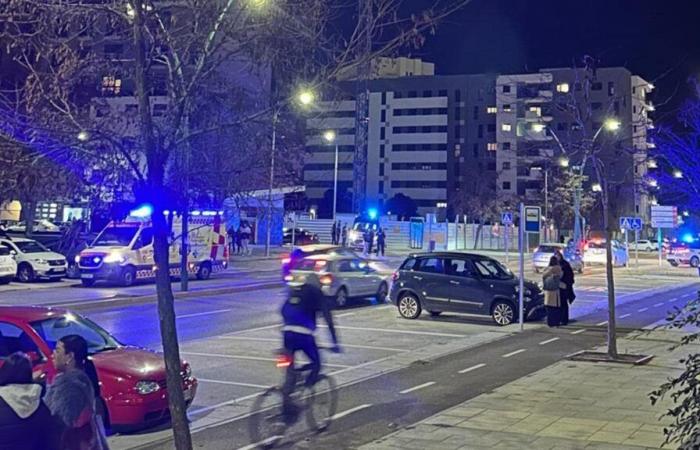 Un homme blessé après avoir été heurté par une voiture à l’Université de León