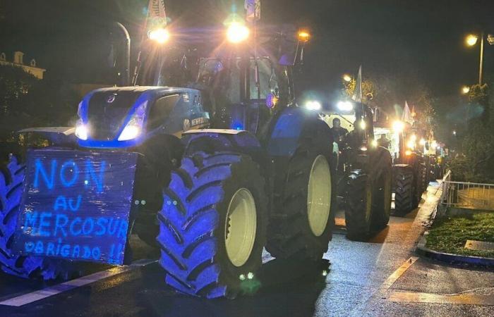 DIRECT – Les agriculteurs se mobilisent à nouveau en Isère ce mardi, les tracteurs à Saint-Quentin-Fallavier