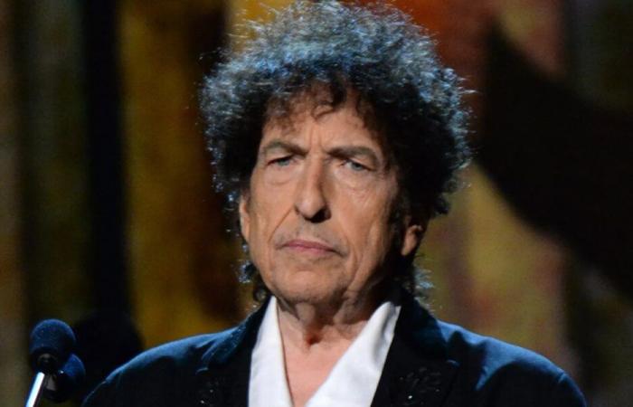 Oui, vous pouvez regarder Bob Dylan dans les yeux