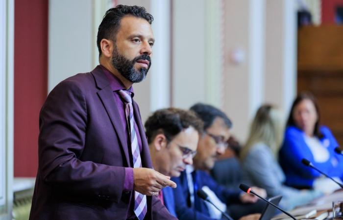 Remarques controversées | Pause prolongée pour Haroun Bouazzi