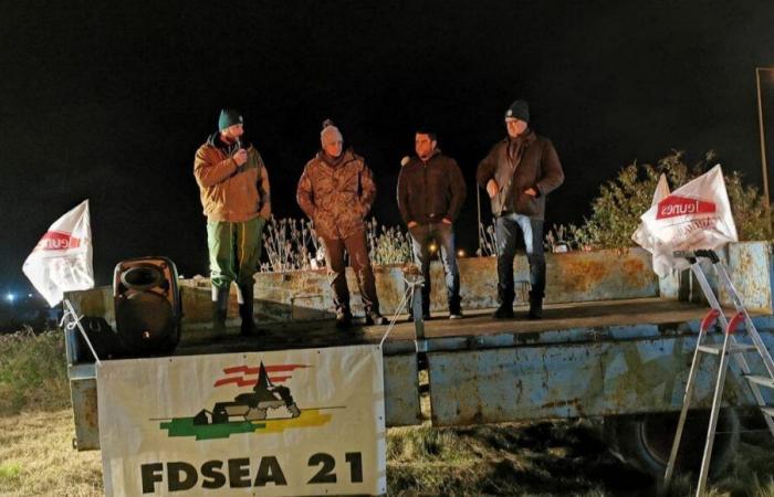 Les agriculteurs de Côte-d’Or manifestent à Montbard devant l’OFB