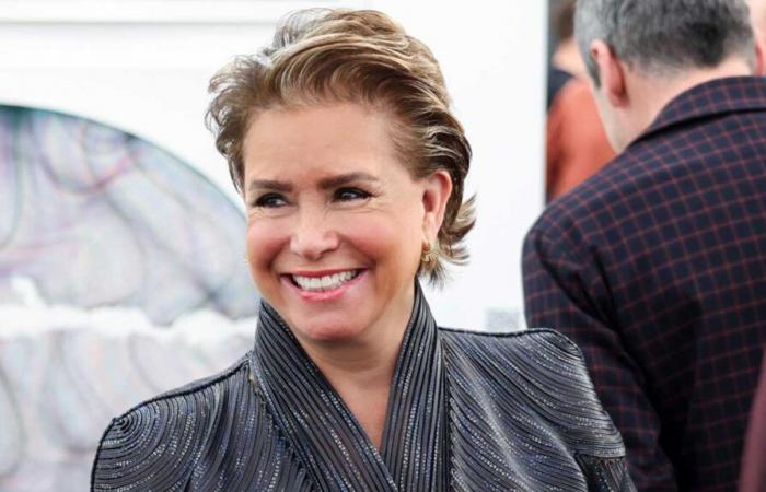 La Grande Duchesse Maria Teresa et sa veste en cuir futuriste signée Giorgio Armani à la Luxembourg Art Week