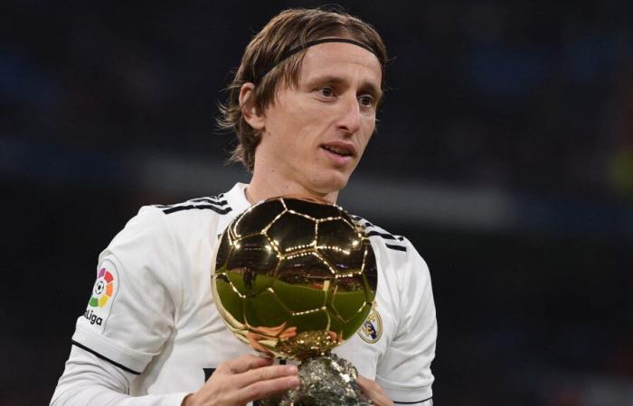 Quand Modric prête le Ballon d’Or pour consoler un joueur déprimé