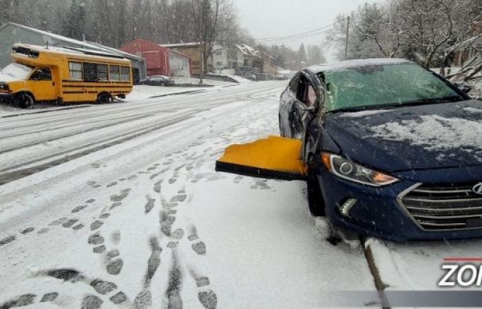 Première chute de neige dans la région de Québec, les accidents se multiplient