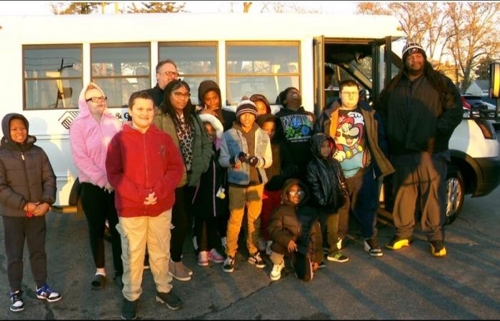 Le Club Garçons et Filles de Tolède reçoit une nouvelle camionnette