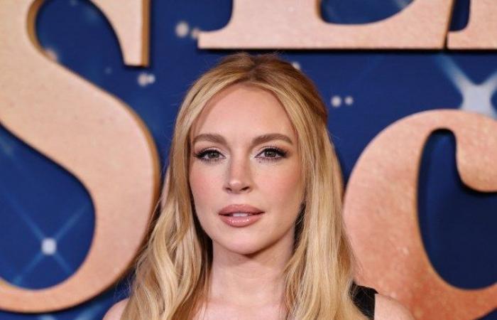 Le visage de Lindsay Lohan est obsédé par Internet – mais les fans craignent une sinistre tendance