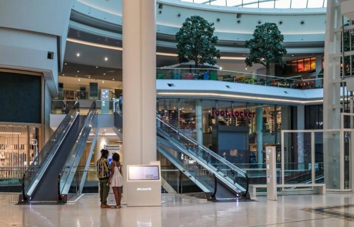 Un jeune homme handicapé violé dans les toilettes d’un centre commercial