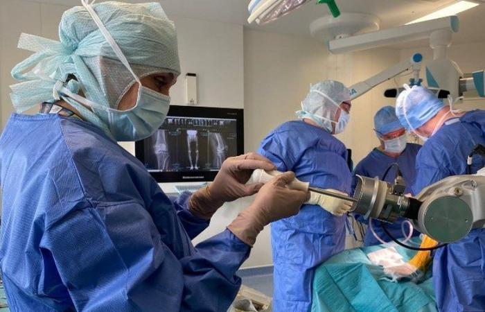 Les hôpitaux du bassin de Thau s’équipent d’un robot de chirurgie orthopédique, « un bond en avant supplémentaire »