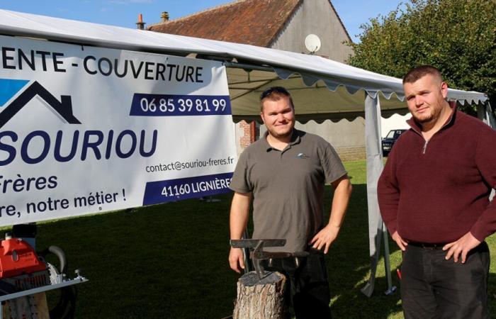 un frère et une sœur qui atteignent le sommet avec leur entreprise de menuiserie et de toiture