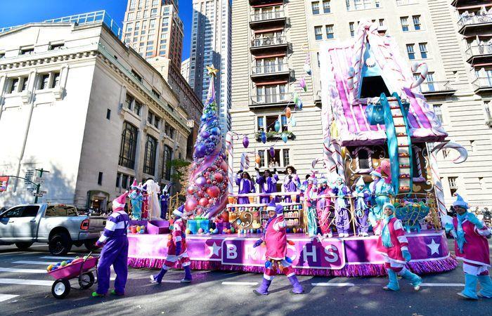 Parade 101 de Thanksgiving de Macy : heure de début et costumes