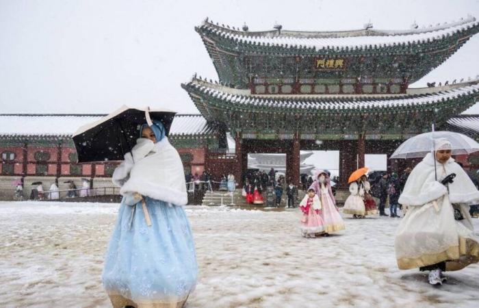 EN IMAGES. Plus de 16 cm de neige à Séoul, un record depuis plus d’un siècle