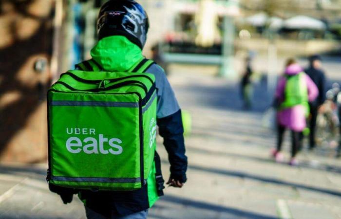 En Belgique, Uber Eats licencie ses coursiers plutôt que de les payer