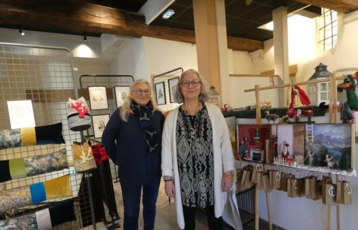 Dans cette commune du Cotentin, une boutique éphémère accueille deux créateurs locaux