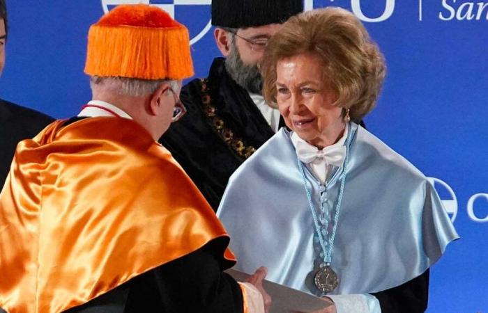 La reine Sofia devient docteur honoris causa d’une université de Madrid