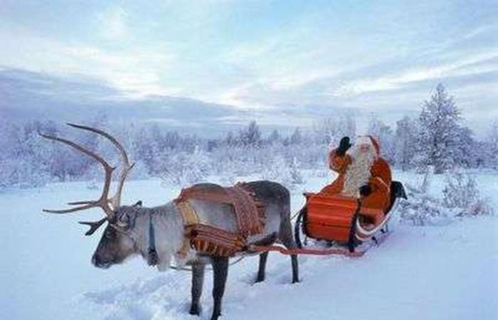 près de Mont-de-Marsan, un maire prend un arrêté pour autoriser le Père Noël à survoler sa commune