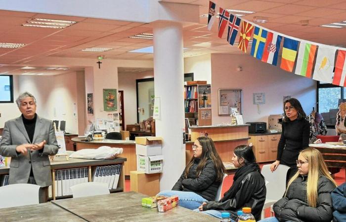 À Saint-Pol-de-Léon, le lycée Kreisker propose des chèques pour inciter à la lecture