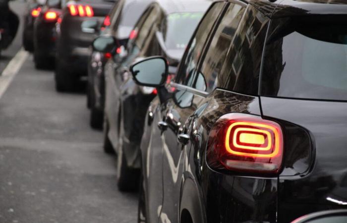 Circulation complètement bloquée en Île-de-France, plus de 400 kilomètres de bouchons