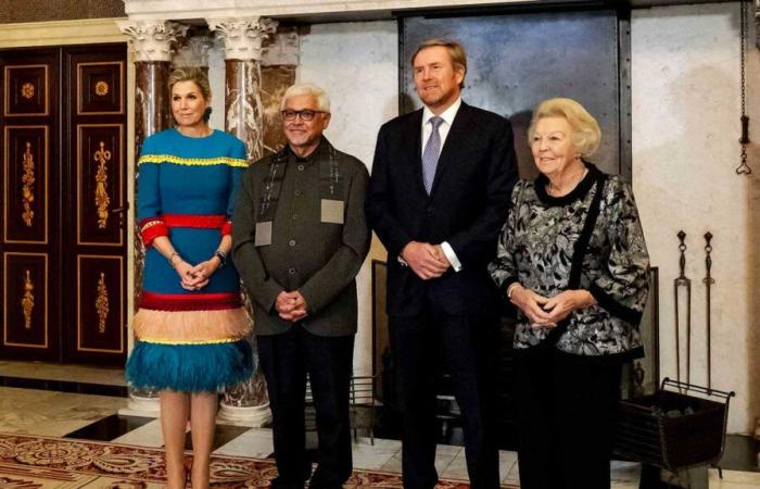 La princesse Beatrix et la princesse Irène se joignent au couple royal pour remettre le prix Erasmus