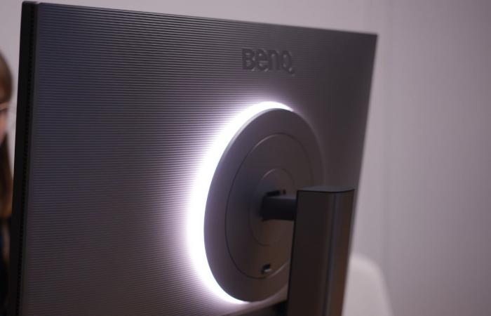 Pourquoi l’écran BenQ RD280U est-il une perle rare pour les développeurs ?