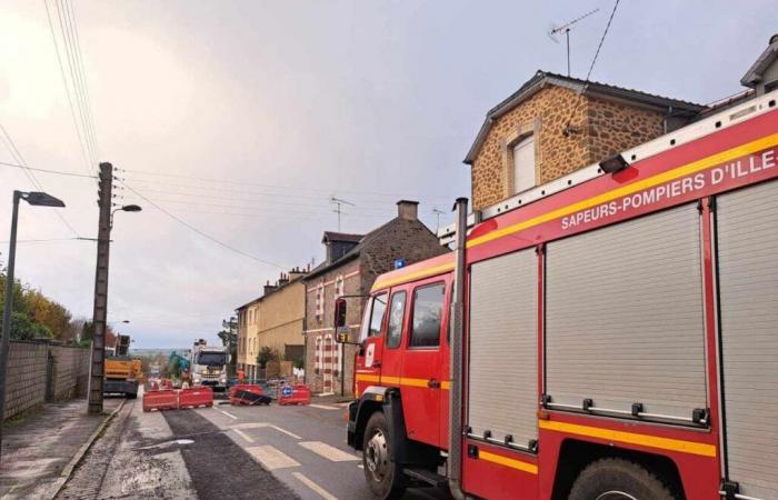 Alarme fuite de gaz sur une route en construction, à Fougères